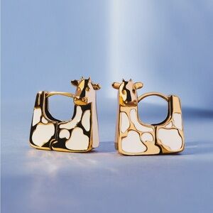 NWT Hey Harper Moo Earrings